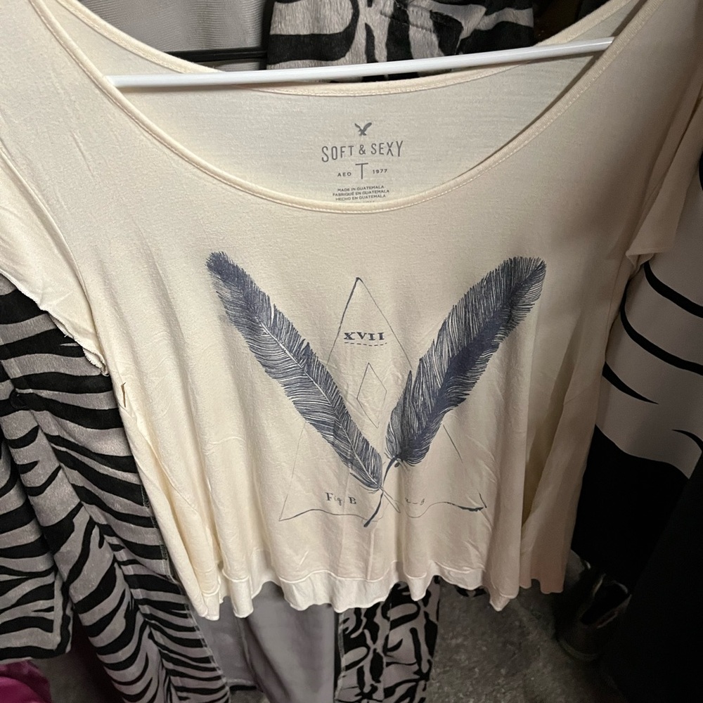 American Eagle Bundle of shirts